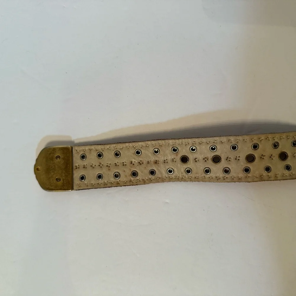 SAND CASTLE USA BELT TAN LEATHER GOLD SILVER STUDS BUCKLE No size Fits M